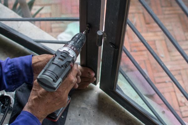 Steel Window Repair in Federal Way
